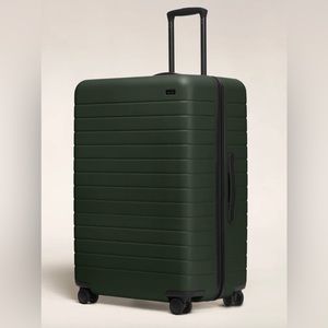 BRAND NEW — Away Suitcase — The Original Medium